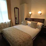 Crescent Guest House